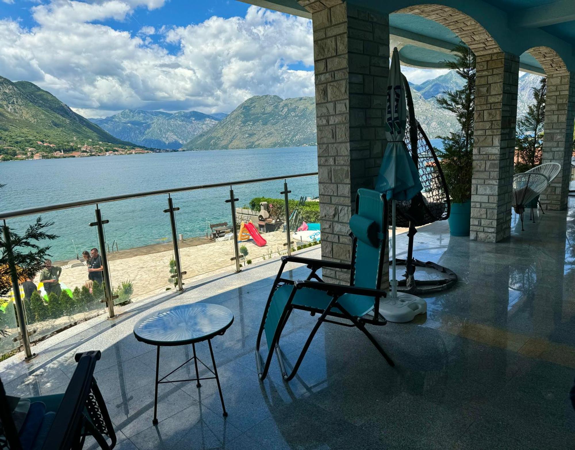 Aparthotel Maxim Kotor Eksteriør billede